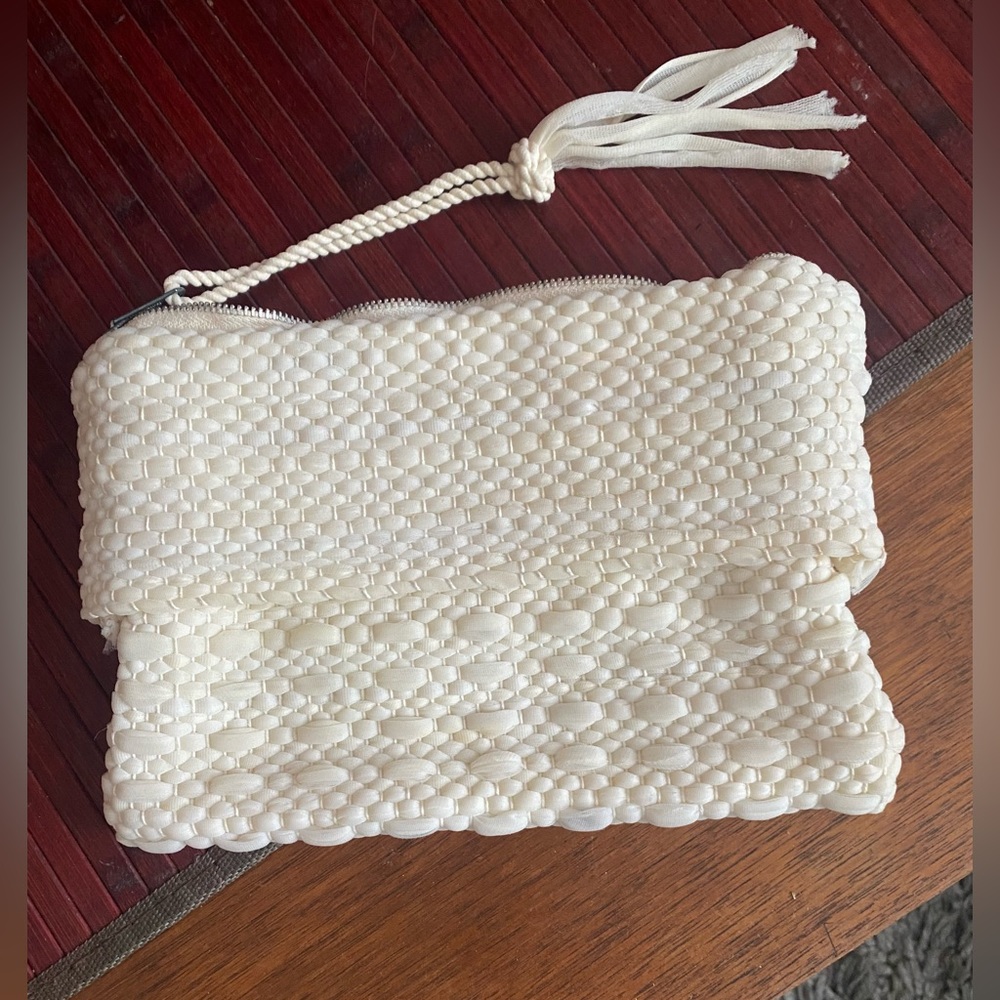 Vintage crochet woven clutch wristlet